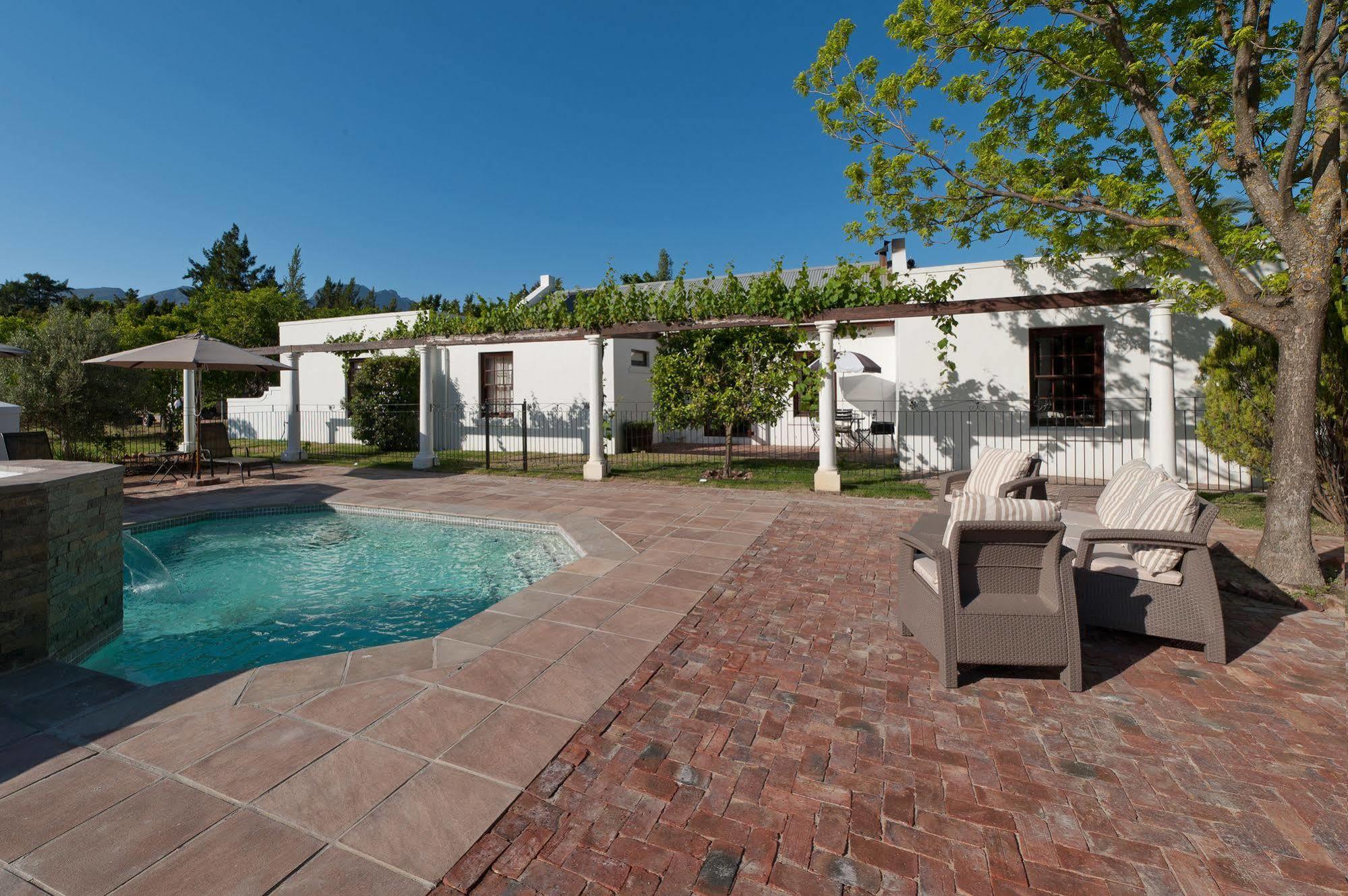 La Galiniere Guest Cottages Franschhoek Kültér fotó