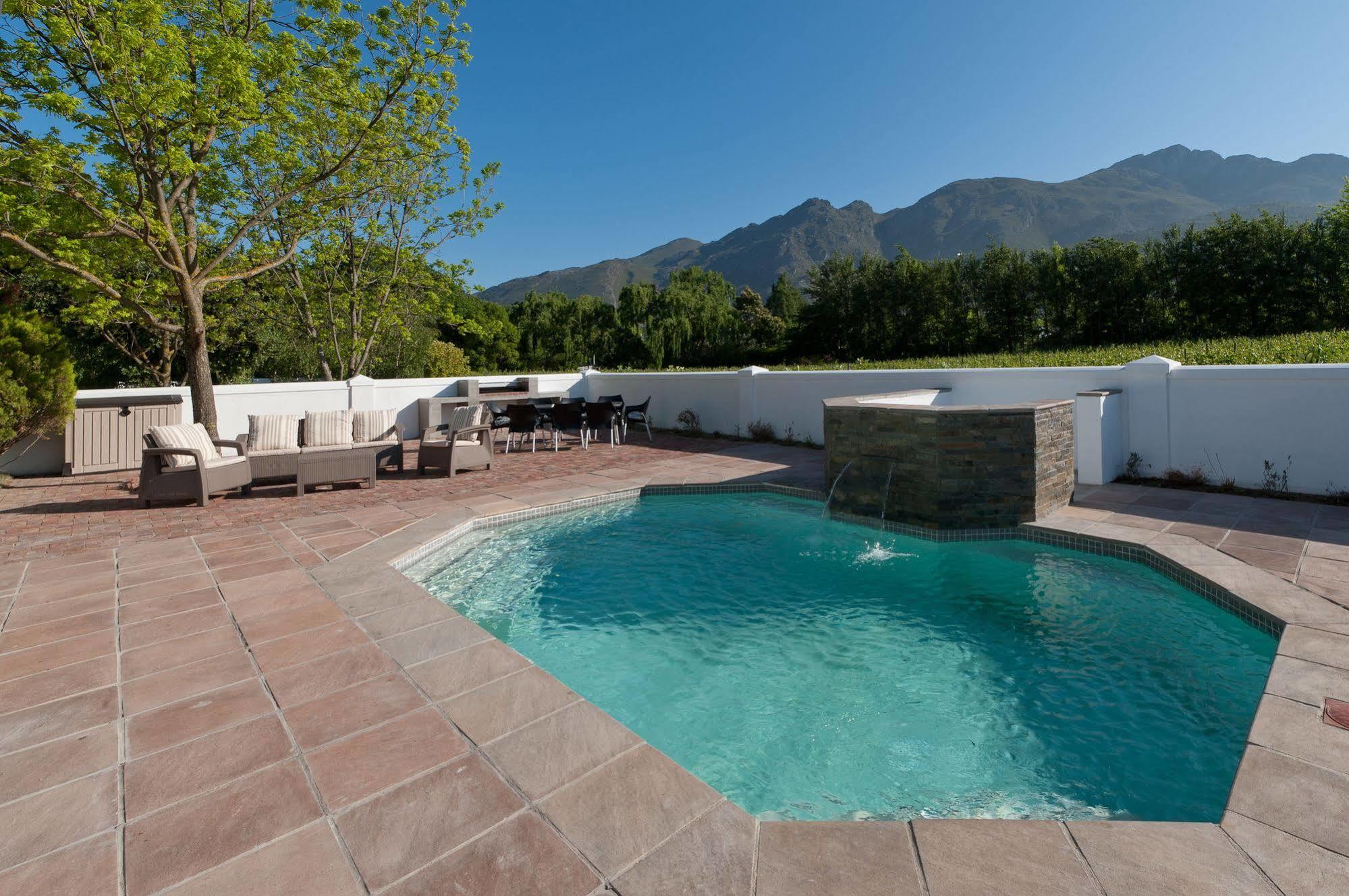 La Galiniere Guest Cottages Franschhoek Kültér fotó