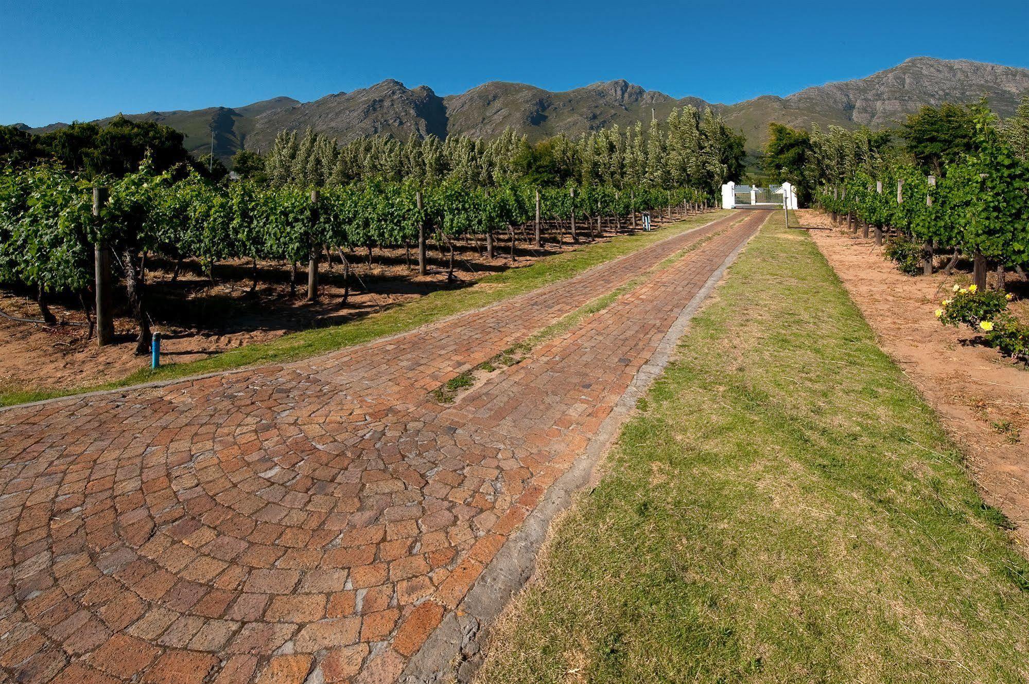 La Galiniere Guest Cottages Franschhoek Kültér fotó